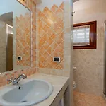 Villa Pitrizzina 8, Emma *