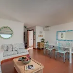 Pitrizzina 8, Emma *