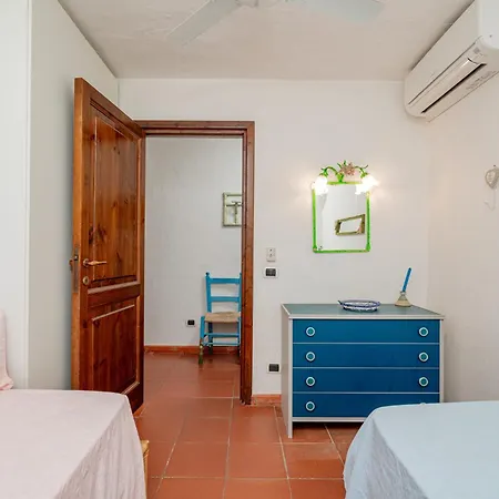 Pitrizzina 8, Emma Villa Liscia di Vacca