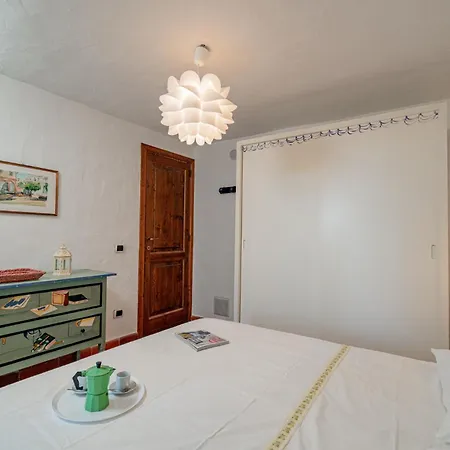 Pitrizzina 8, Emma Villa