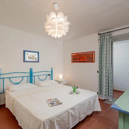 Pitrizzina 8, Emma Villa *